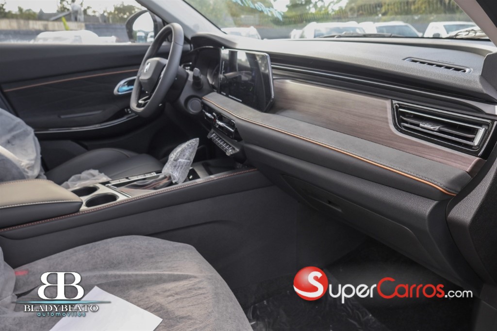 2027 Changan X 7 Plus — foto 9 / 12