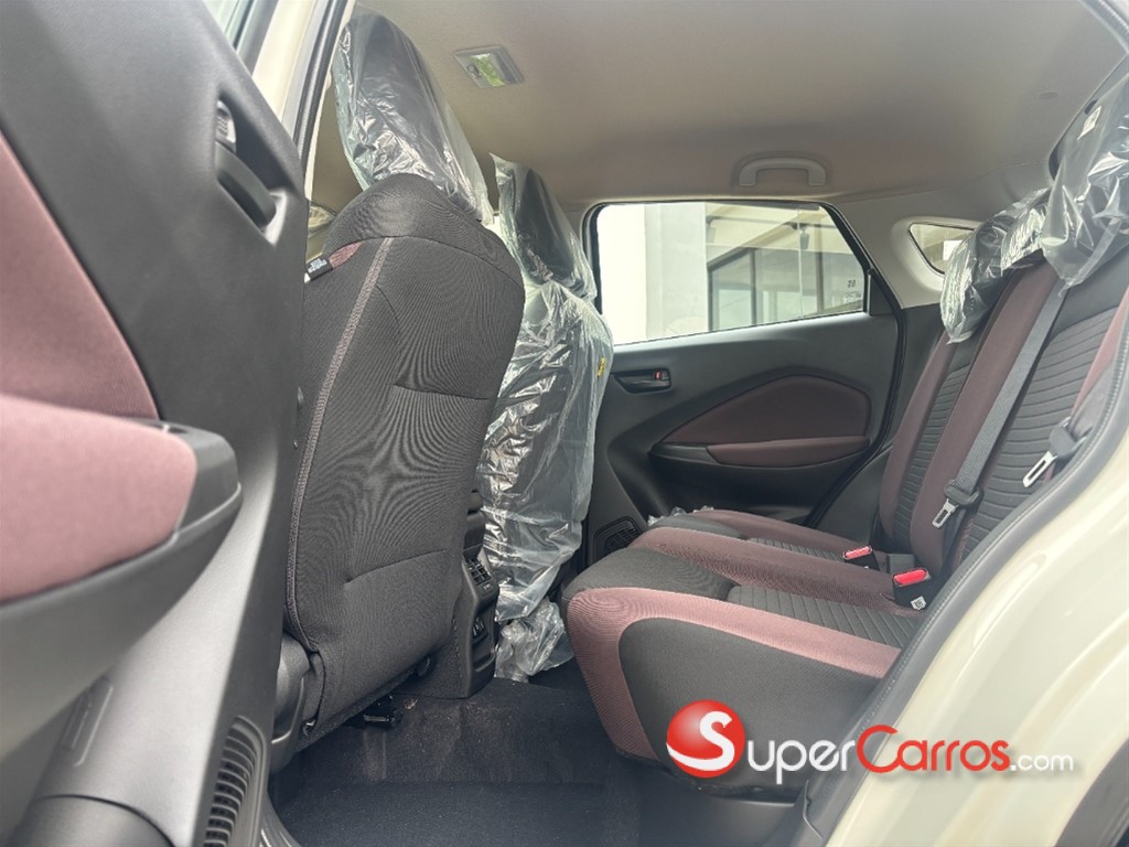 2026 Suzuki Fronx GL — foto 5 / 8