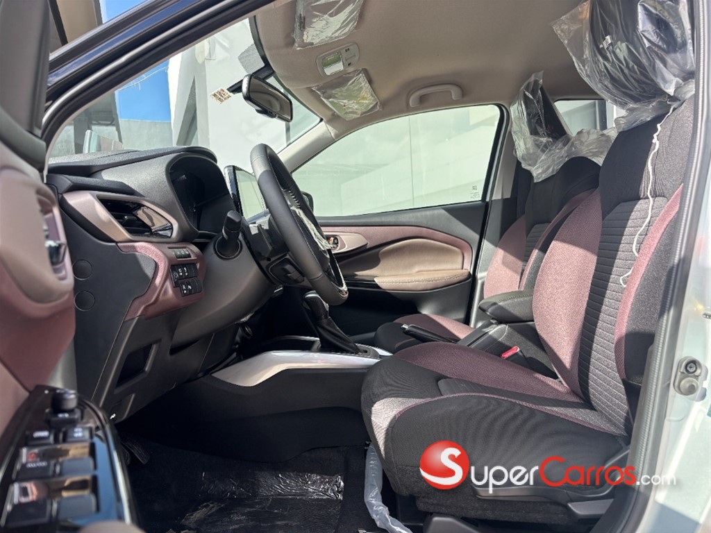 2026 Suzuki Fronx GLX — foto 3 / 8