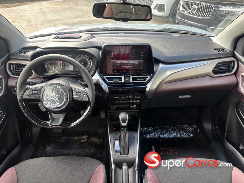 2026 Suzuki Fronx GLX — foto 4 / 8
