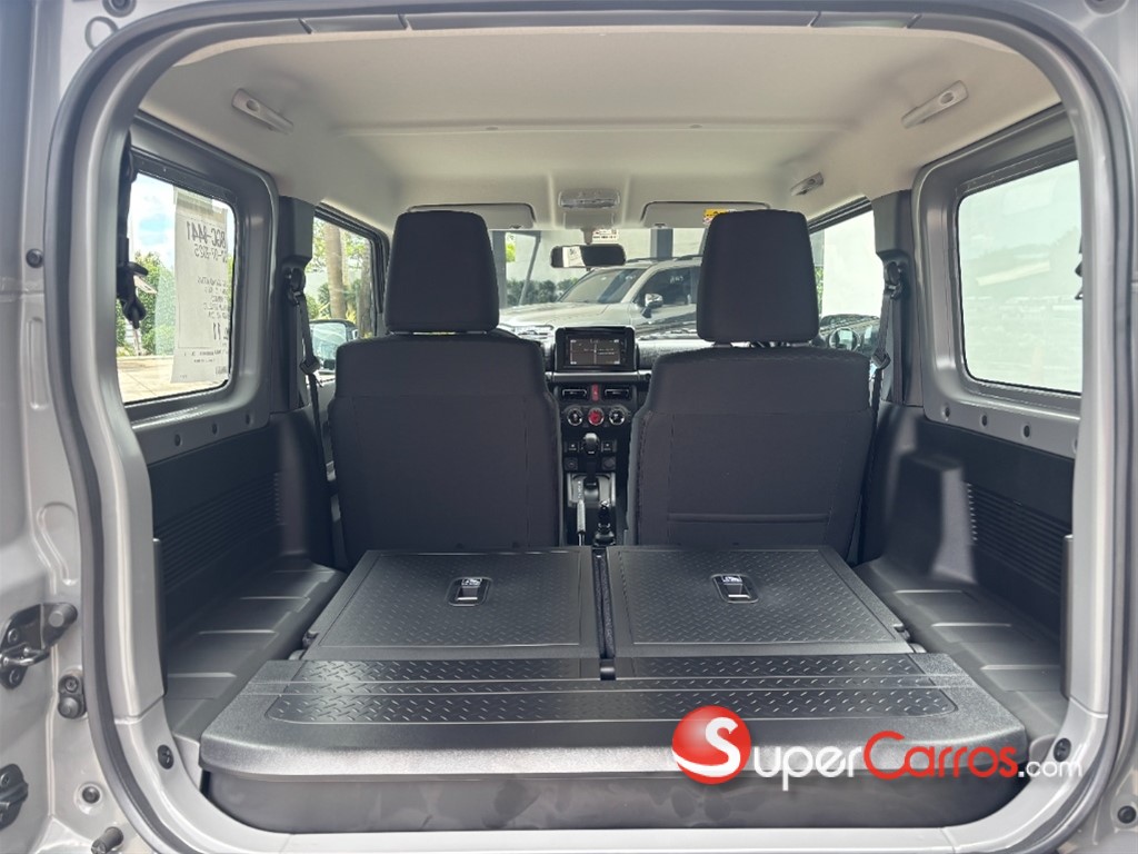 2027 Suzuki Jimny GLX — foto 5 / 8