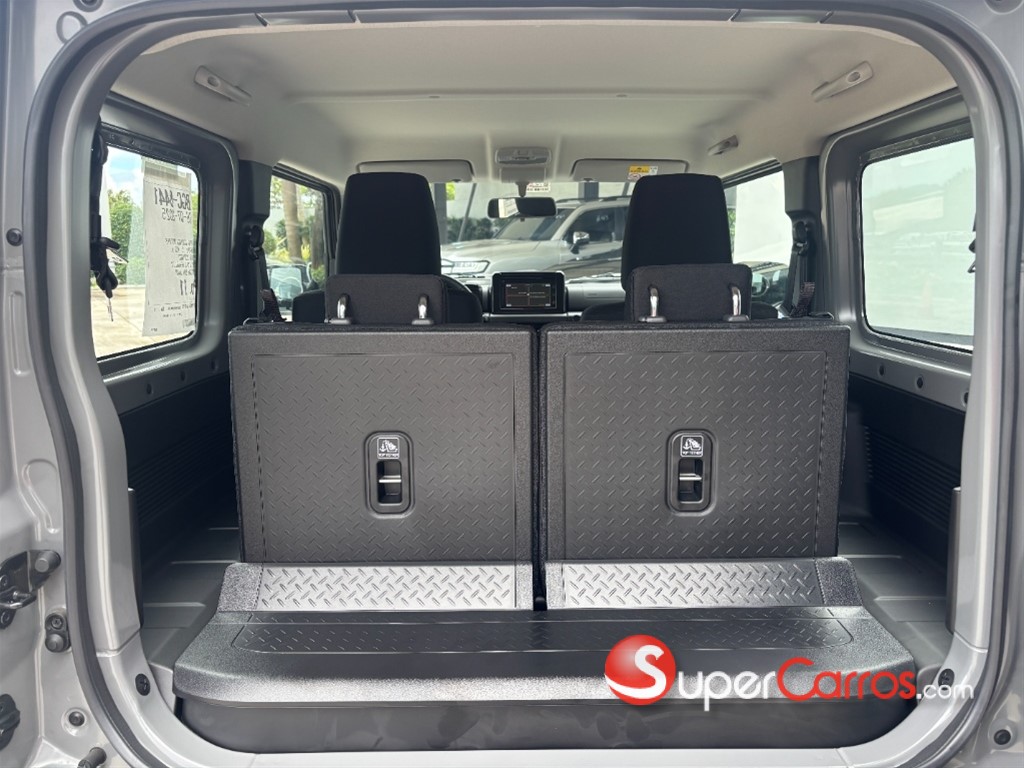 2027 Suzuki Jimny GLX — foto 6 / 8