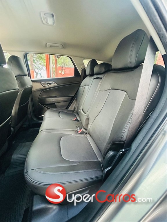 2023 Kia Sportage LX — foto 5 / 8