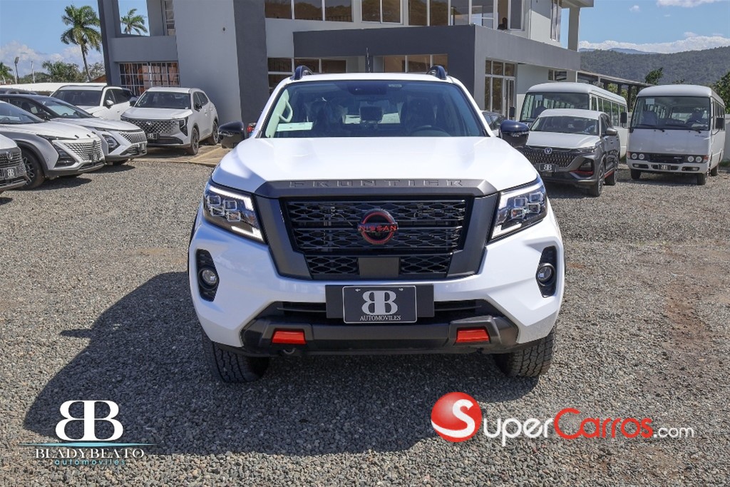 2026 Nissan Frontier Pro-4X — foto 4 / 12