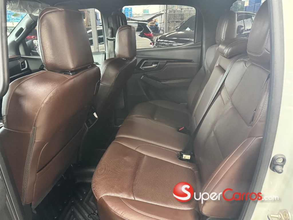 2023 Isuzu DMAX LSE — foto 7 / 9