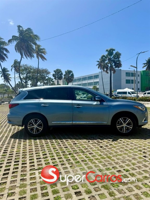 2019 Infiniti QX-60 — foto 3 / 9