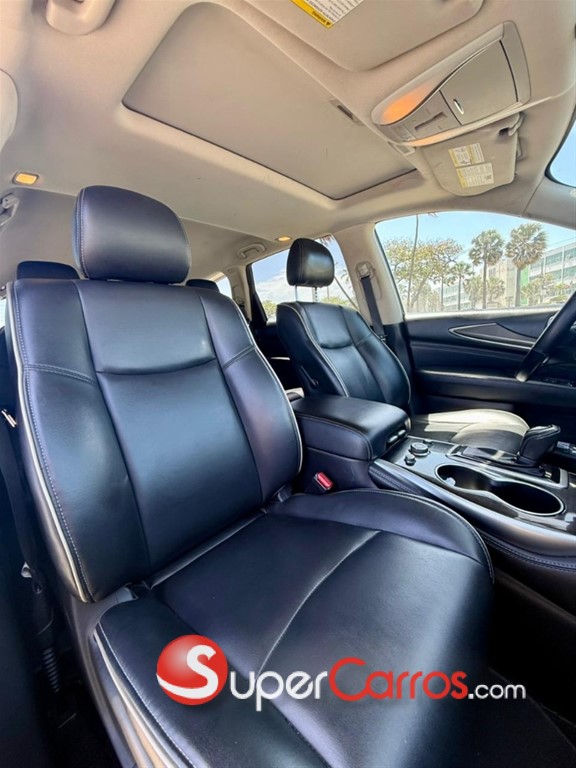 2019 Infiniti QX-60 — foto 7 / 9