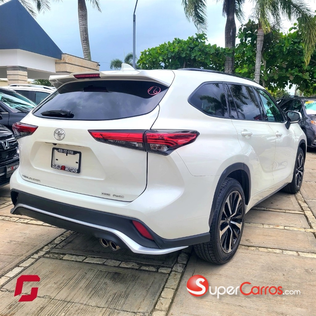 2021 Toyota Highlander XSE — foto 2 / 10