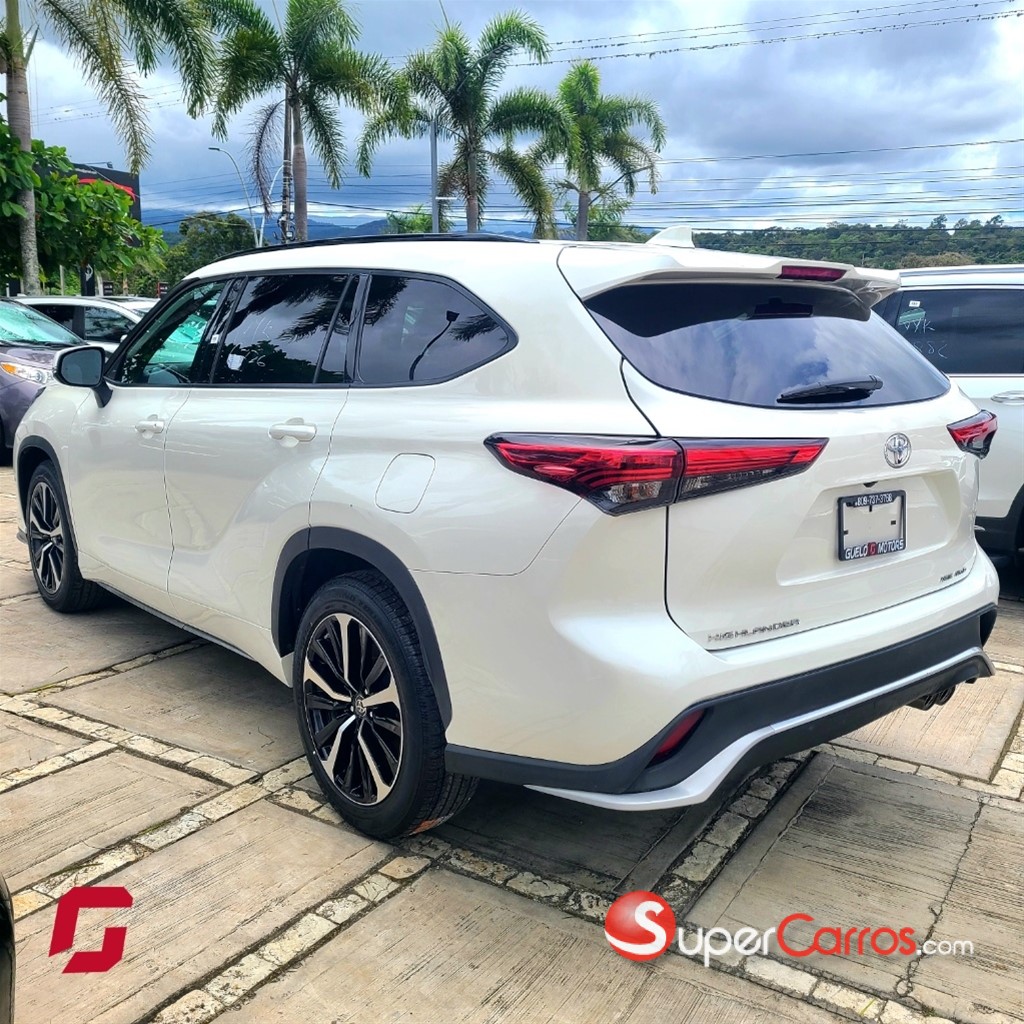 2021 Toyota Highlander XSE — foto 4 / 10