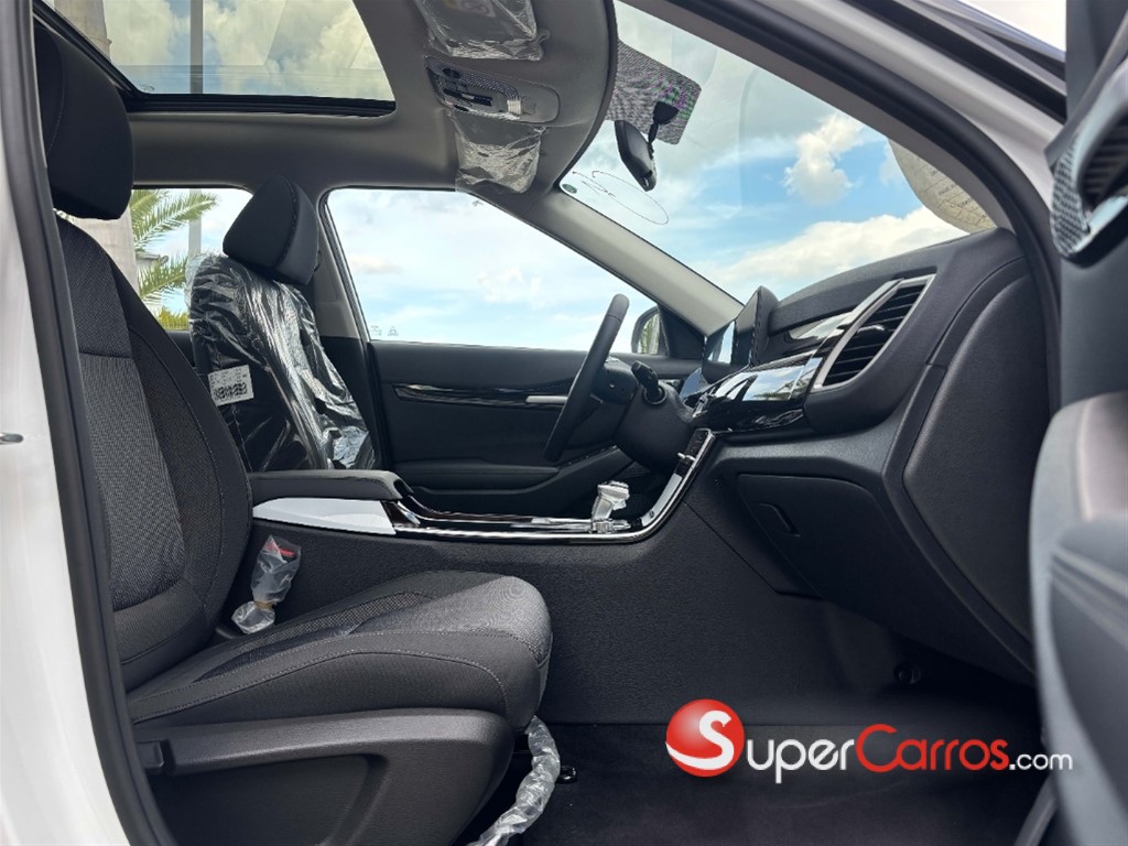 2027 Kia Seltos — foto 6 / 8