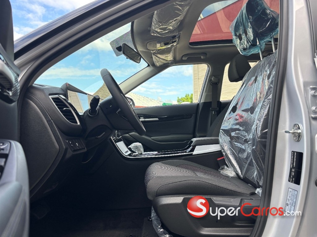 2027 Kia Seltos — foto 3 / 8