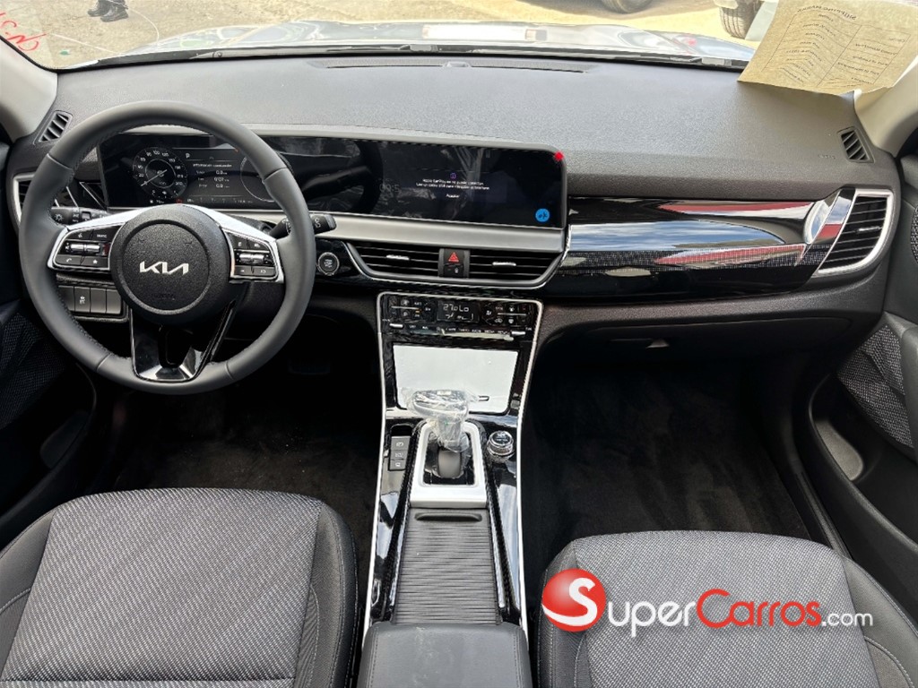 2027 Kia Seltos — foto 4 / 8