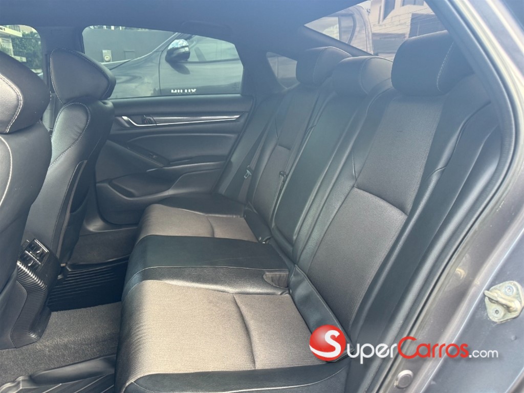 2018 Honda Accord Sport 2.0T — foto 9 / 11