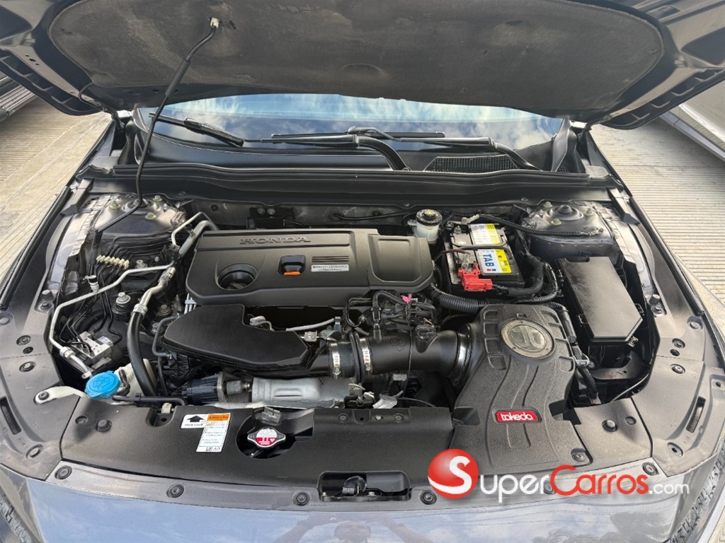 2018 Honda Accord Sport 2.0T — foto 11 / 11