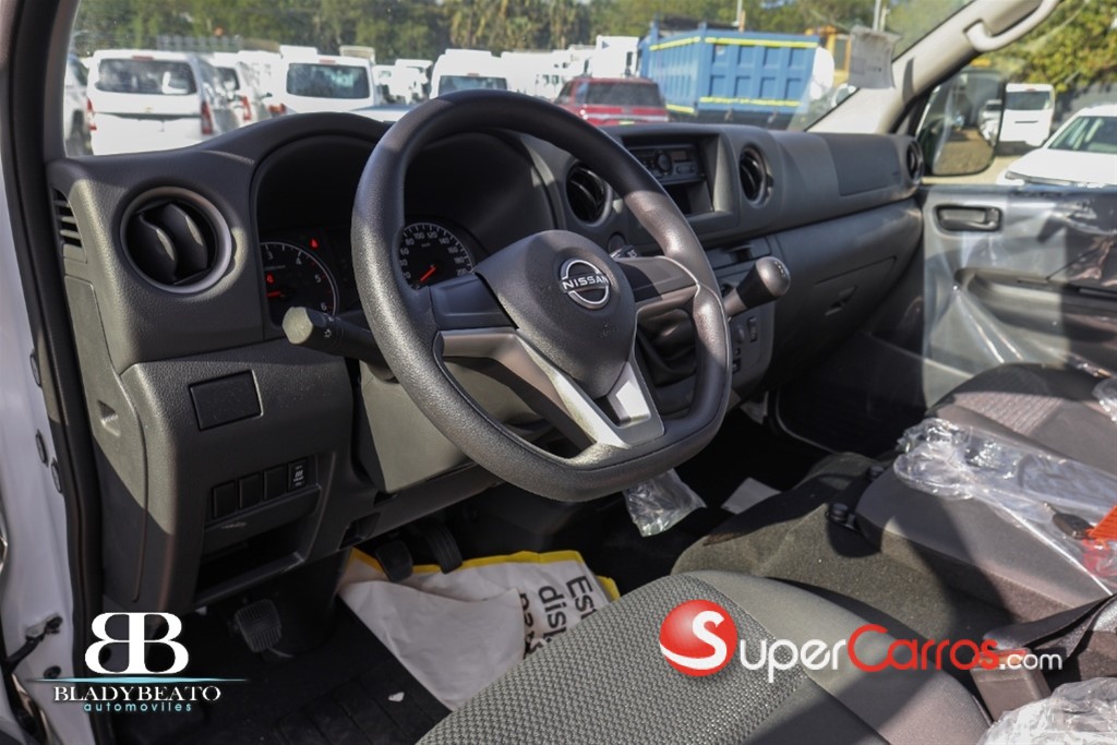 2026 Nissan Urvan — foto 5 / 12