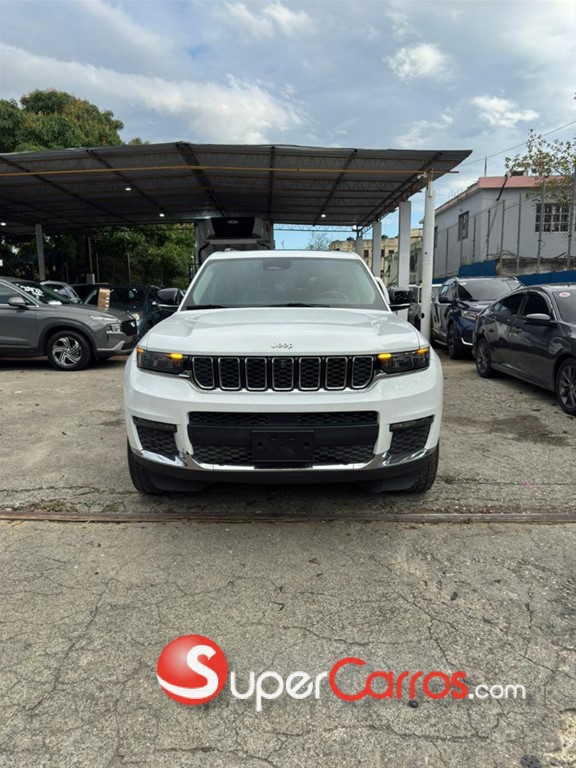 2022 Jeep Grand Cherokee L — foto 2 / 9