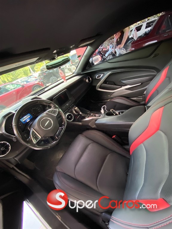 2019 Chevrolet Camaro LT — foto 3 / 8