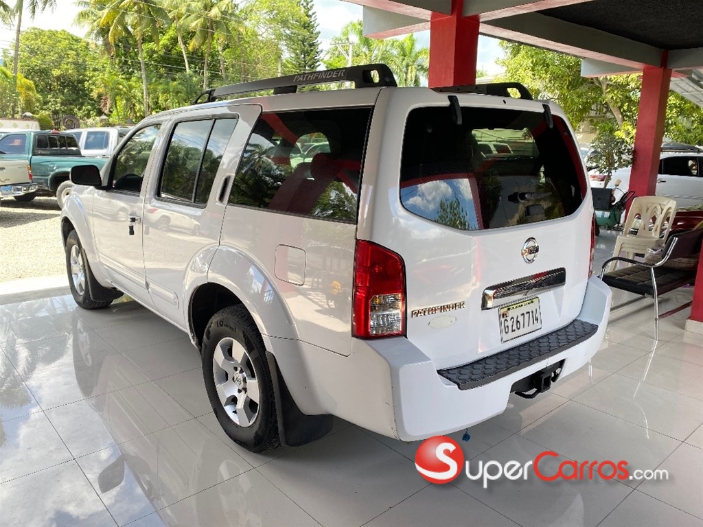 2006 Nissan Pathfinder — foto 6 / 8