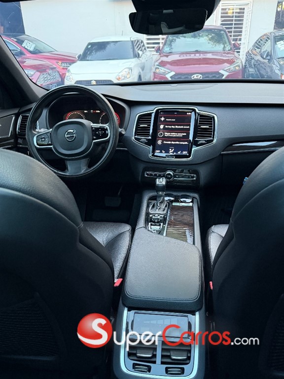 2018 Volvo XC90 Momentum T6 — foto 7 / 10