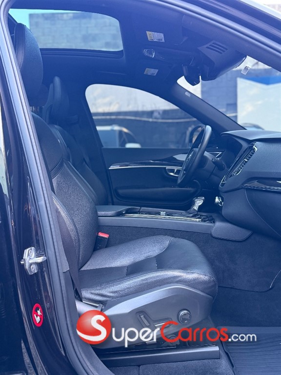 2018 Volvo XC90 Momentum T6 — foto 10 / 10