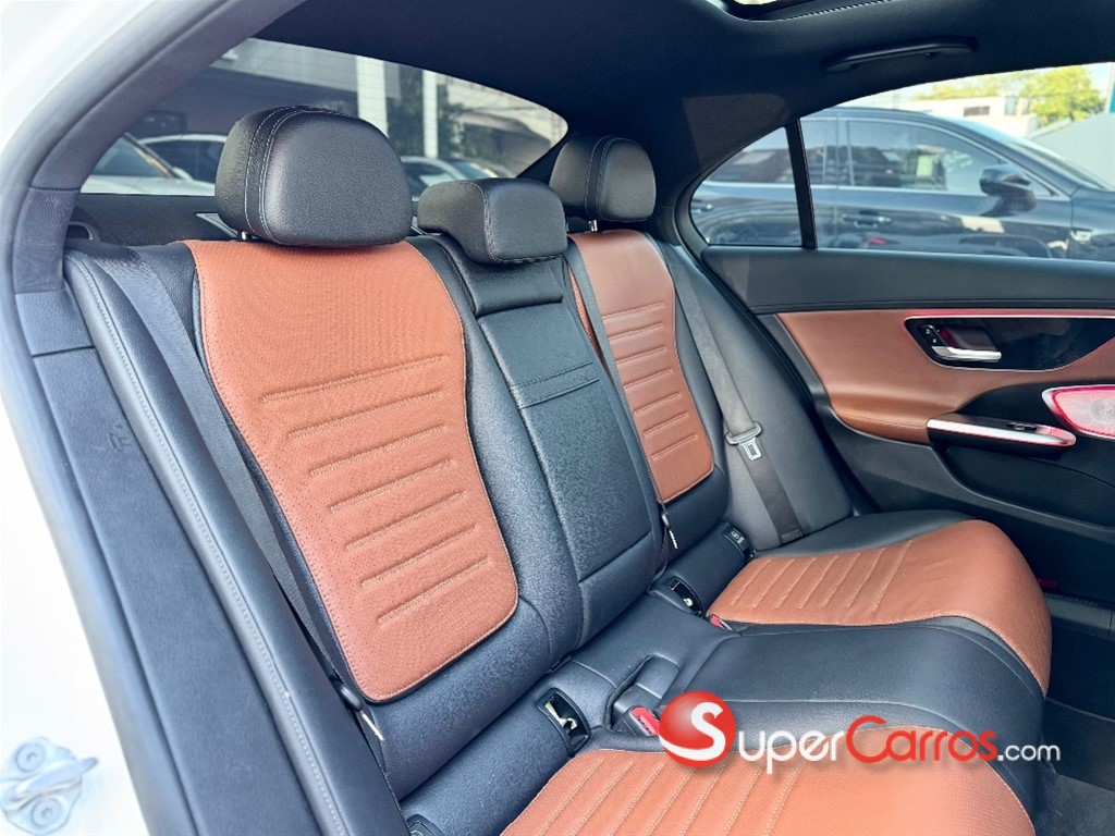 2022 Mercedes-Benz Clase C 300 AMG — foto 6 / 12