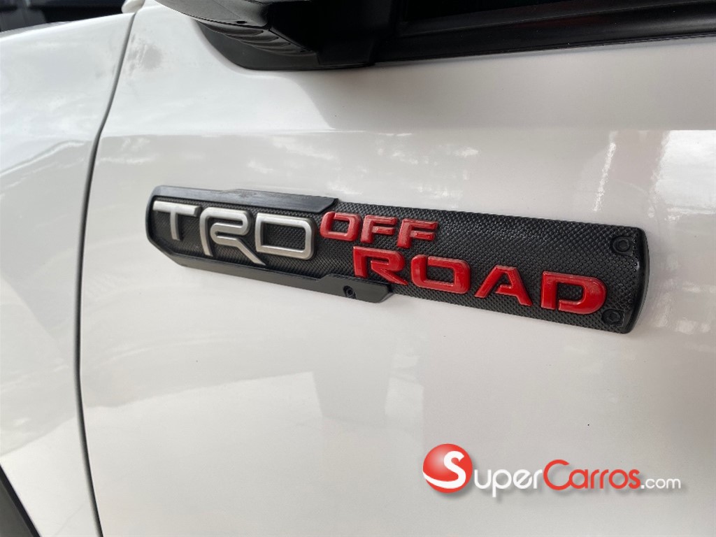 2020 Toyota Tacoma TRD — foto 9 / 10