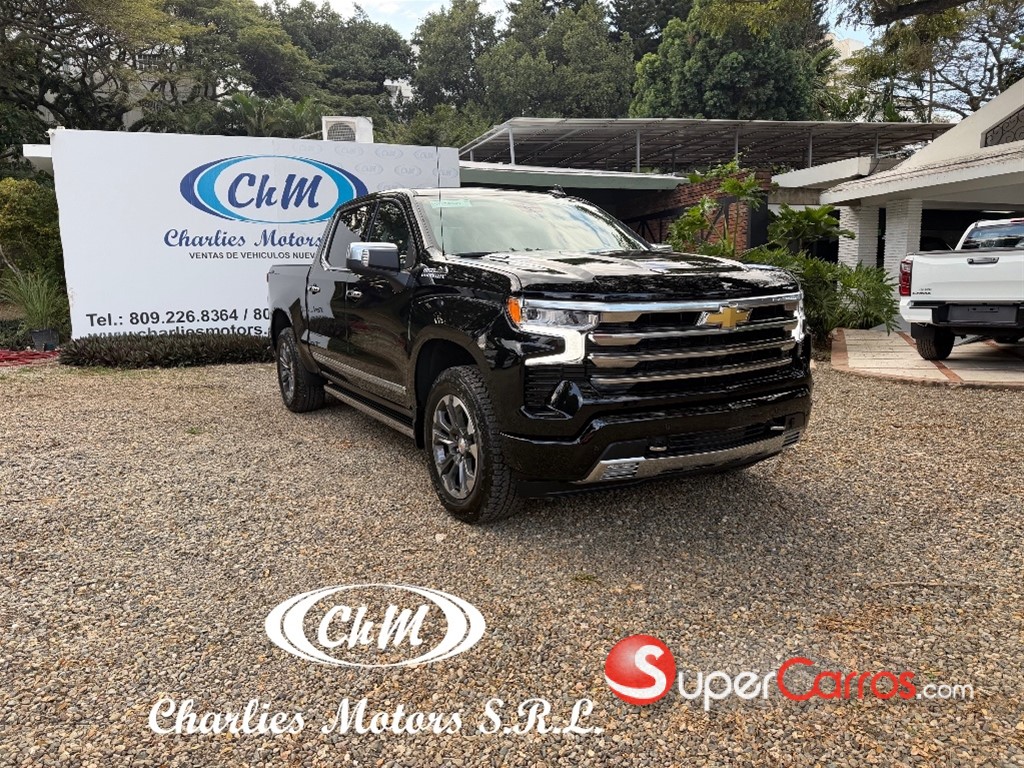 2026 Chevrolet Silverado High Country Duramax — foto 2 / 12