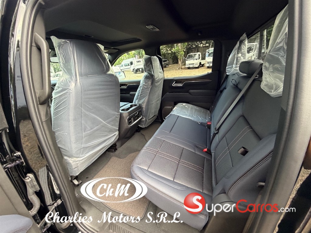 2026 Chevrolet Silverado High Country Duramax — foto 7 / 12