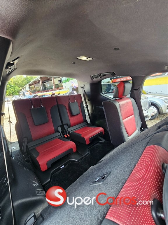 2023 Toyota Land Cruiser GR SPORT — foto 8 / 10