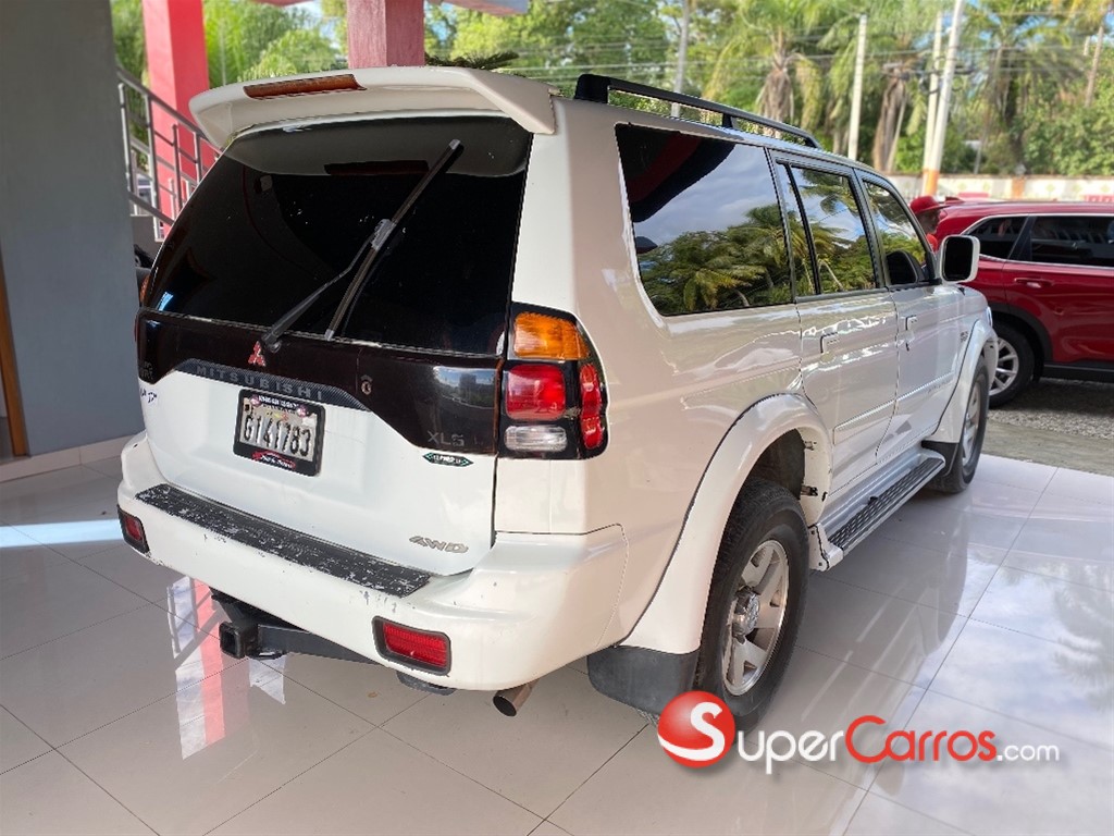 2001 Mitsubishi Motors Montero Sport — foto 7 / 8