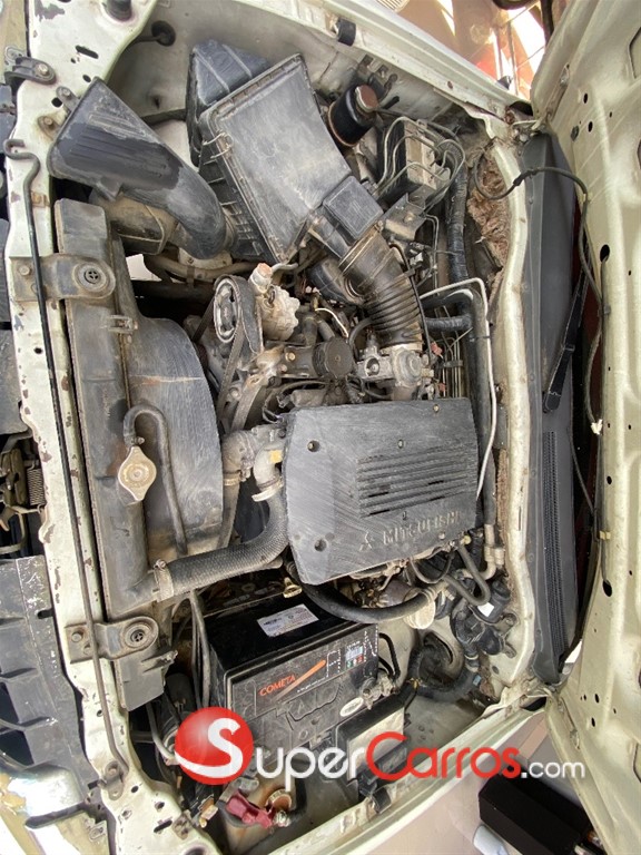 2001 Mitsubishi Motors Montero Sport — foto 8 / 8