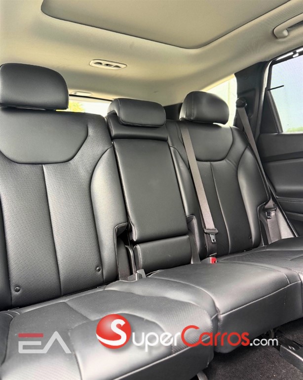 2023 Hyundai Santa Fe SEL — foto 10 / 12