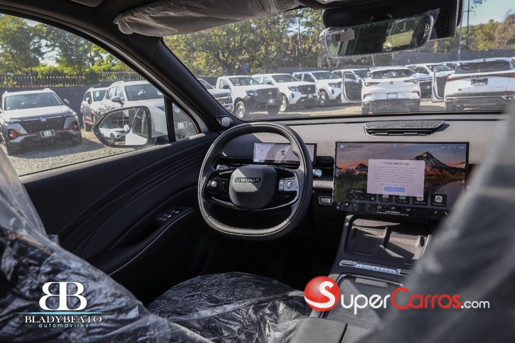 2026 OMODA C7 Ice Luxury — foto 6 / 12