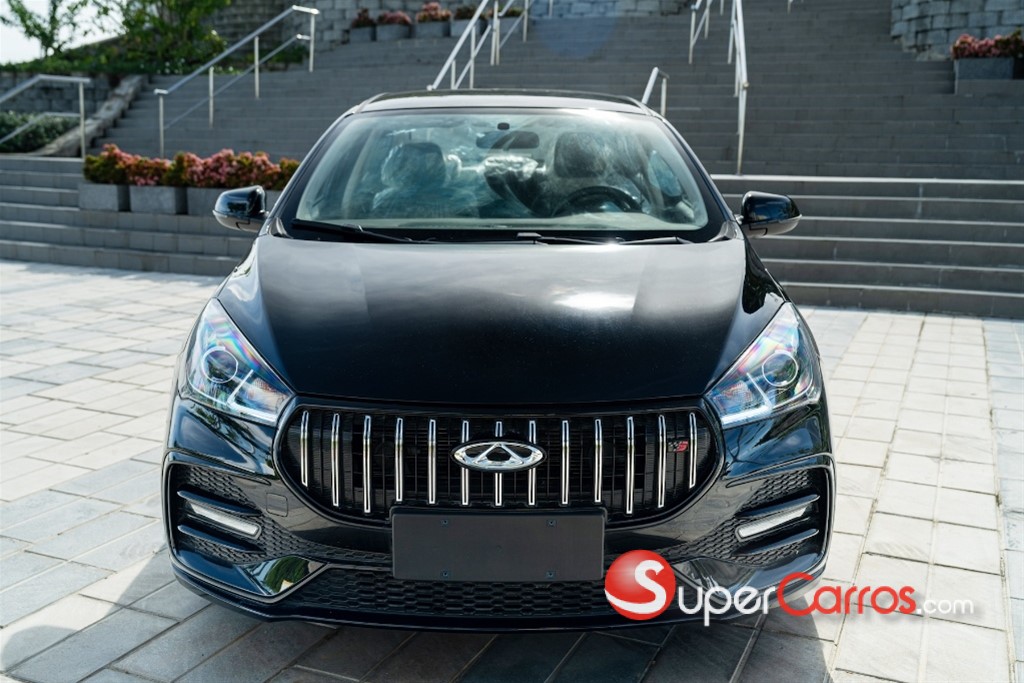2025 Chery Arrizo 5 Pro — foto 2 / 12