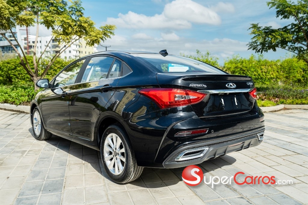 2025 Chery Arrizo 5 Pro — foto 5 / 12