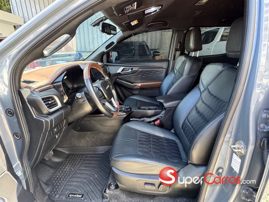 2025 Isuzu DMAX LSE — foto 4 / 6