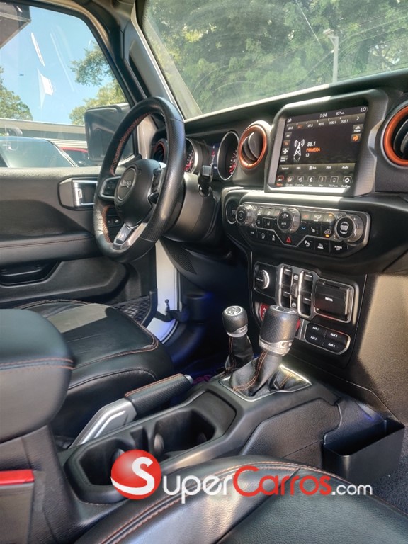 2021 Jeep Gladiator Mojave — foto 2 / 8