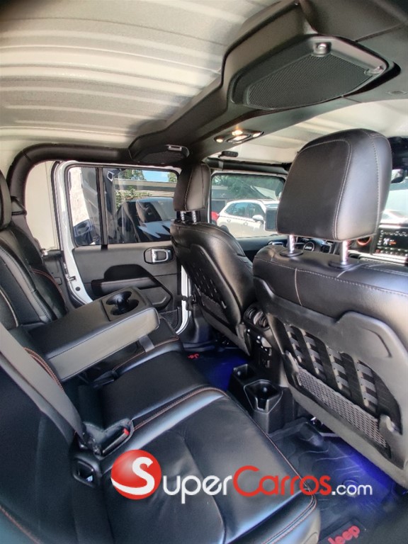 2021 Jeep Gladiator Mojave — foto 3 / 8