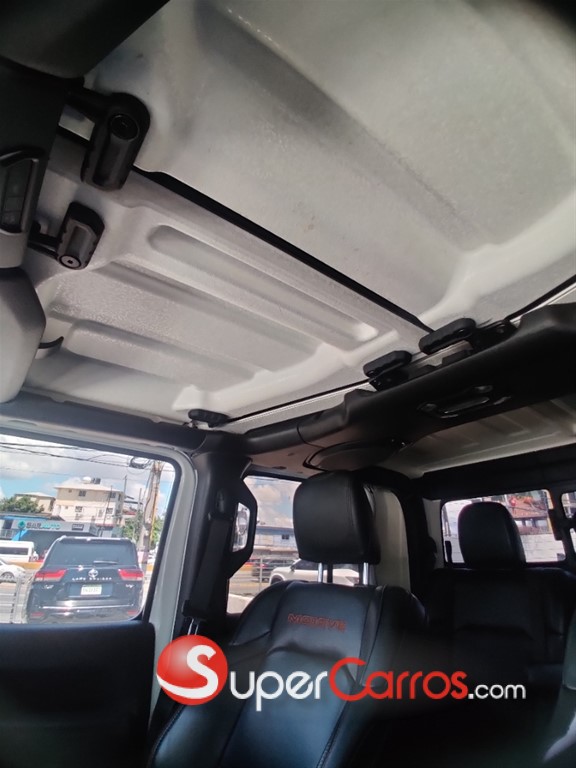 2021 Jeep Gladiator Mojave — foto 6 / 8