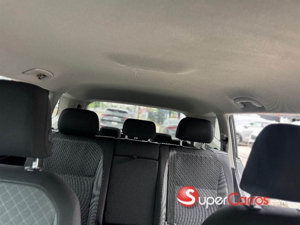 2020 Volkswagen Tiguan — foto 8 / 11