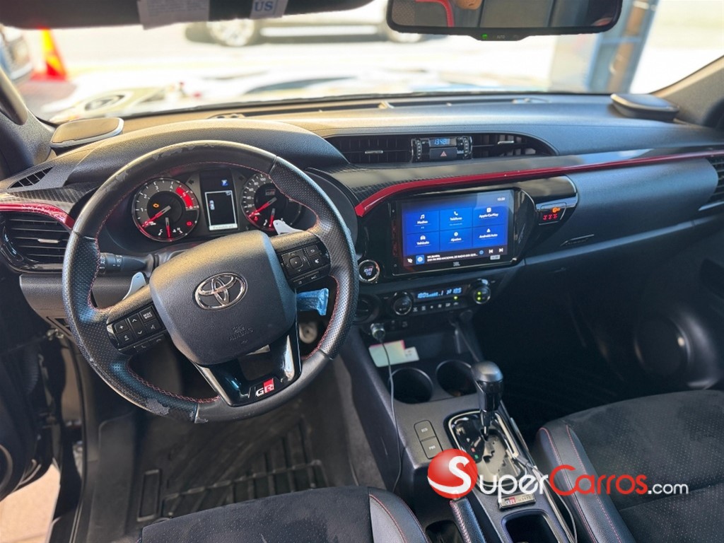 2023 Toyota Hilux GR Sport — foto 4 / 11