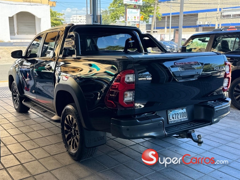 2023 Toyota Hilux GR Sport — foto 8 / 11