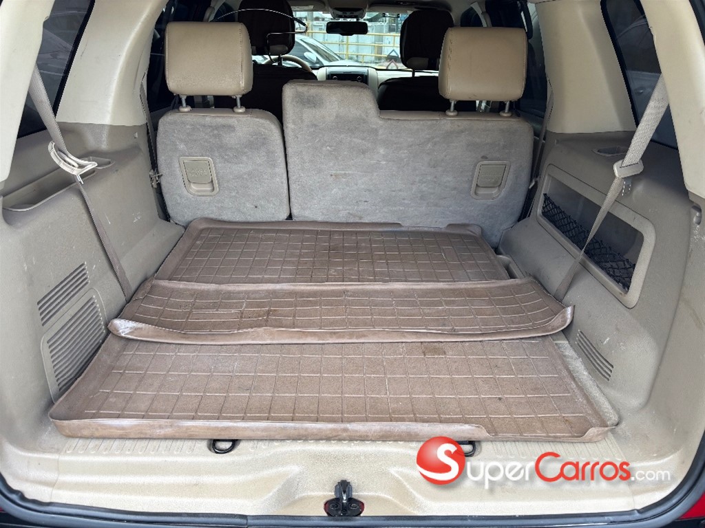 2010 Ford Explorer XLT 4WD — foto 10 / 12