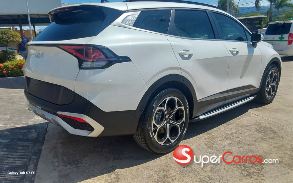 2022 Hyundai Santa Fe CRDI — foto 9 / 10