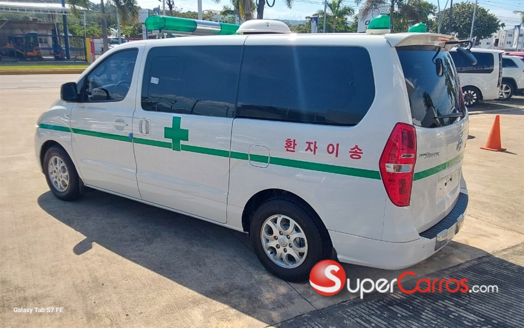 2015 Hyundai Grand Starex AMBULANCIA — foto 4 / 10