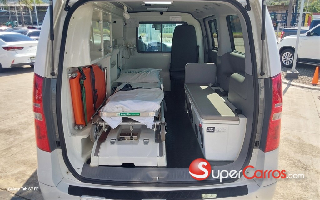 2015 Hyundai Grand Starex AMBULANCIA — foto 10 / 10