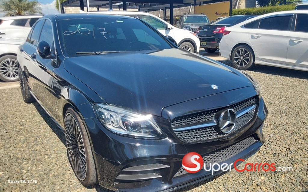 2017 Mercedes-Benz Clase C 300