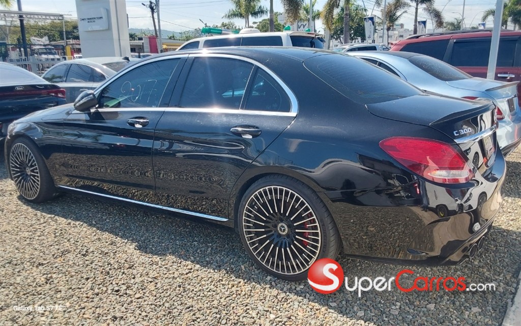 2017 Mercedes-Benz Clase C 300 — foto 6 / 7