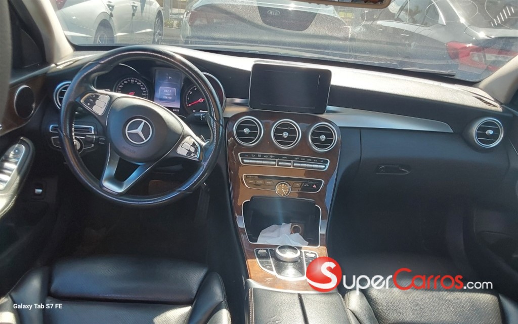 2017 Mercedes-Benz Clase C 300 — foto 7 / 7