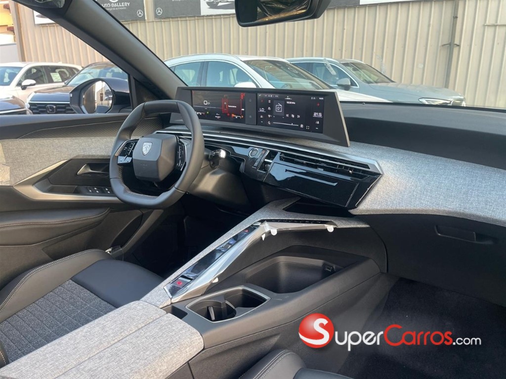 2027 Peugeot 3008 Allure — foto 10 / 11
